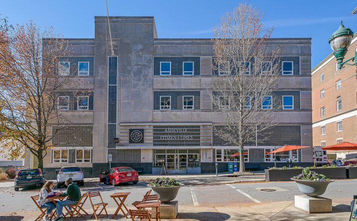 Pictures of Office property located at 14 O'Henry Ave, Asheville, NC 28801 for lease - image #1