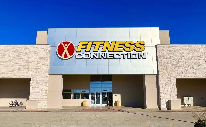 Pictures of Retail property located at 8428 Denton Hwy, Watauga, TX 76148 for lease - image #1