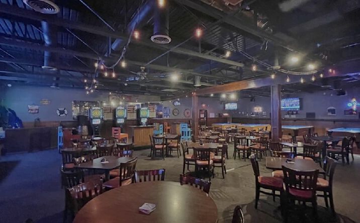 Pictures of Restaurant, Industrial, Retail property located at 8301 Glade Ave, Oklahoma City, OK 73132 for lease - image #1