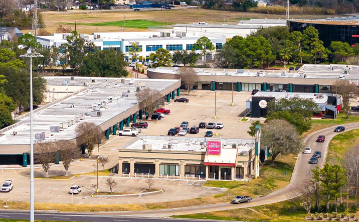 Pictures of Retail, Restaurant, Office property located at 12505 Gulf Fwy, Houston, TX 77034 for lease - image #1