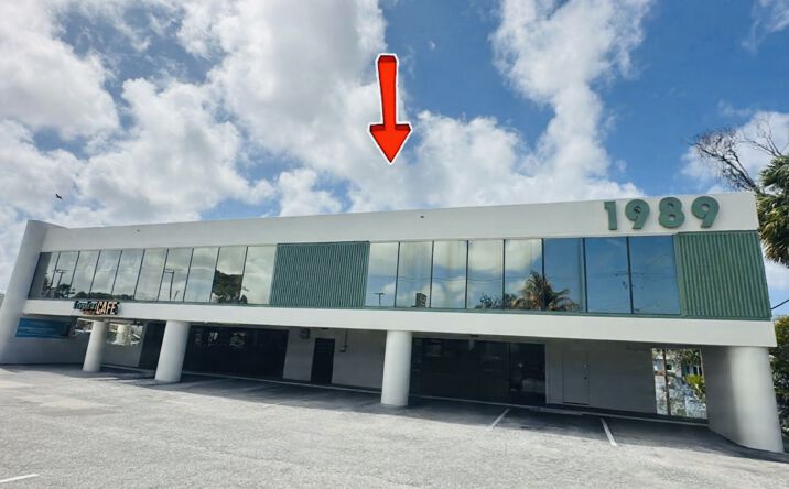 Pictures of Office, Special Purpose property located at 1989 SE Federal Hwy, Stuart, FL 34994 for lease - image #1