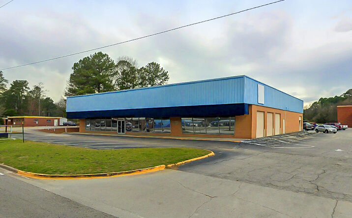 Pictures of Retail property located at 510 W Hill St, Thomson, GA 30824 for lease - image #1