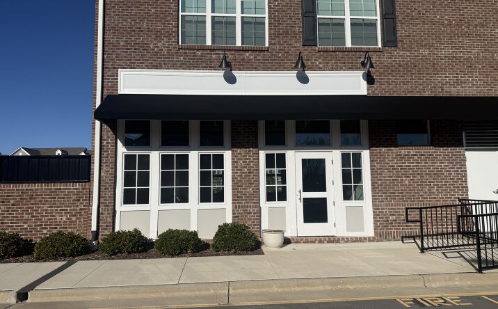Pictures of Retail, Restaurant, Office property located at 800 Gathering Park Circle, Cary, NC 27519 for lease - image #1