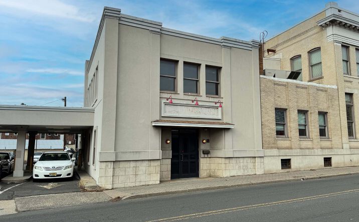 Pictures of Retail property located at 1 W Main St, Somerville, NJ 08876 for lease - image #1