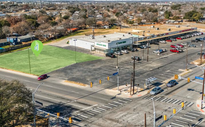 Pictures of Land property located at 2017 Goliad Rd, San Antonio, TX 78223 for lease - image #1