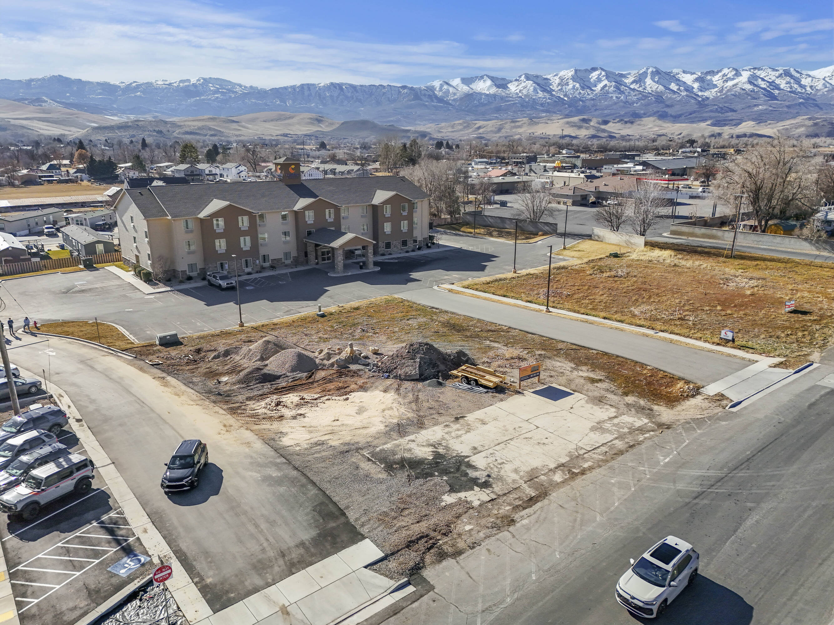 3300206