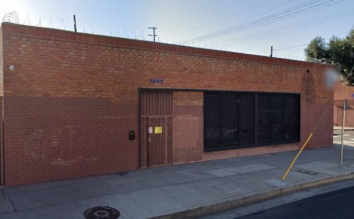 Pictures of Industrial property located at 2842 S Grand Ave, Los Angeles, CA 90007 for lease - image #1