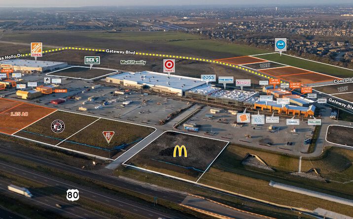 Pictures of Retail property located at Village at Gateway, Forney, TX 75126 for lease - image #1