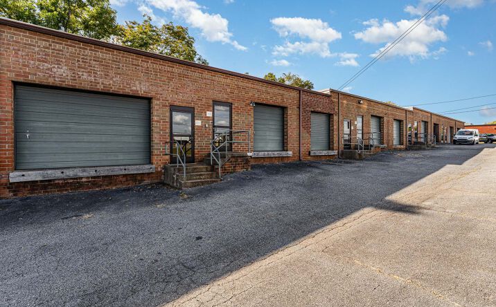 Pictures of Industrial property located at 3254 Highland Ave. NE, Hickory, NC 28601 for lease - image #1