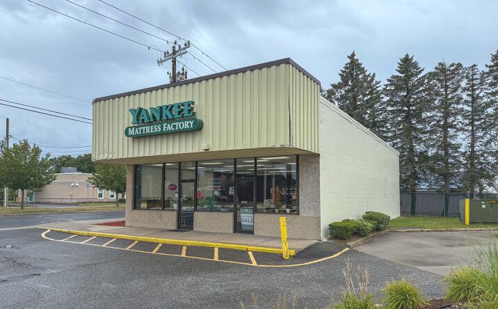 Pictures of Retail property located at 1376 Boston Rd, Springfield, MA 01119 for lease - image #1