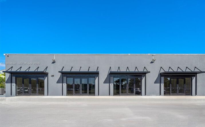 Pictures of Office property located at 1930 N 30th Road Suite 7, Hollywood, FL 33021 for lease - image #1