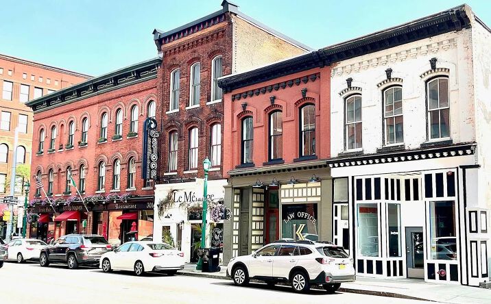 Pictures of Retail property located at 317 W Fayette St, Syracuse, NY 13202 for lease - image #1