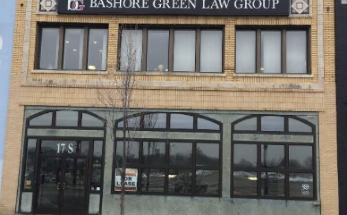 Pictures of Office property located at 17 S Saginaw St, Pontiac, MI 48342 for lease - image #1
