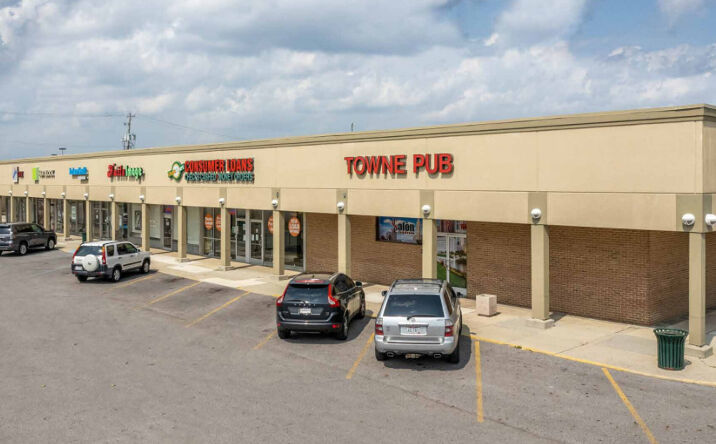 Pictures of Retail property located at 154 North Wilson Road, Columbus, OH 43224 for lease - image #1