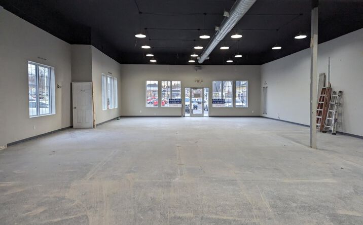 Pictures of Retail property located at 48 N Greenbush Rd, Troy, NY 12180 for lease - image #1