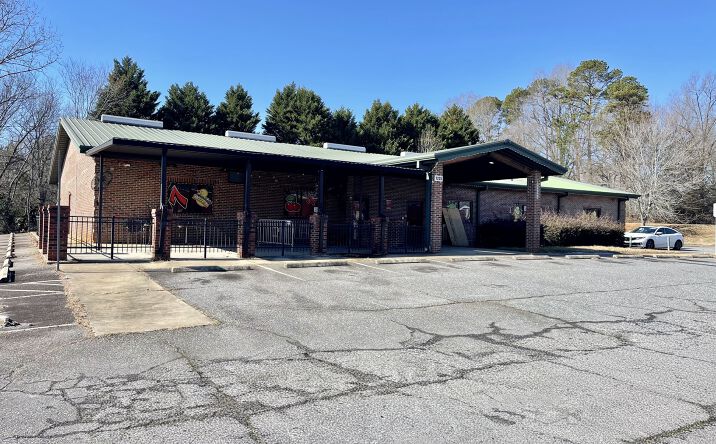 Pictures of Restaurant property located at 1225 Union Rd, Gastonia, NC 28054 for lease - image #1