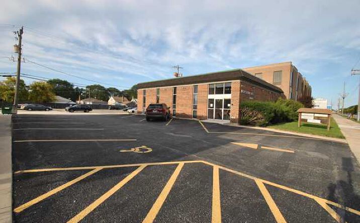 Pictures of Office property located at 10540 W Cermak Road 2, Westchester, IL 60154 for lease - image #1