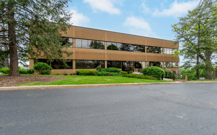 Pictures of Office property located at 2727 N Grandview Blvd, Waukesha, WI 53188 for lease - image #1