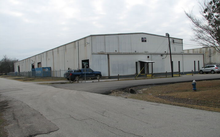Pictures of Industrial property located at 7420 Apache St, Houston, TX 77028 for lease - image #1