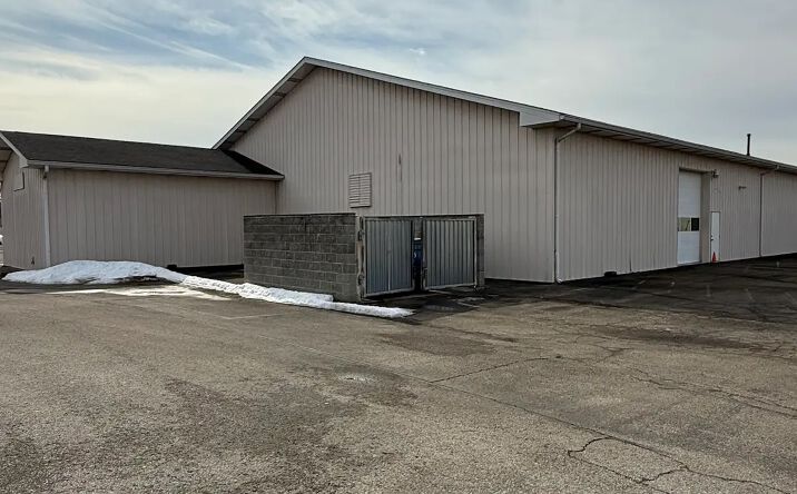 Pictures of Office, Industrial property located at Jane Sarles Ln, Clarksville, IN 47129 for lease - image #1