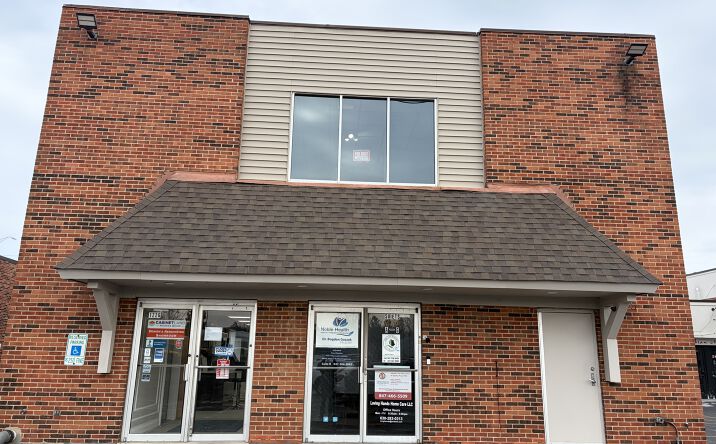Pictures of Office property located at 1226 N Roselle Rd, Schaumburg, IL 60195 for lease - image #1