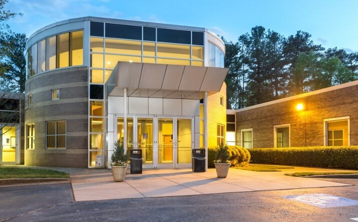 Pictures of Office property located at 1720 Phoenix Blvd, College Park, GA 30349 for lease - image #1
