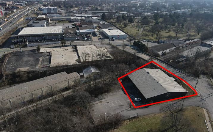 Pictures of Industrial property located at 924 Vine St, Nashville, TN 37203 for lease - image #1