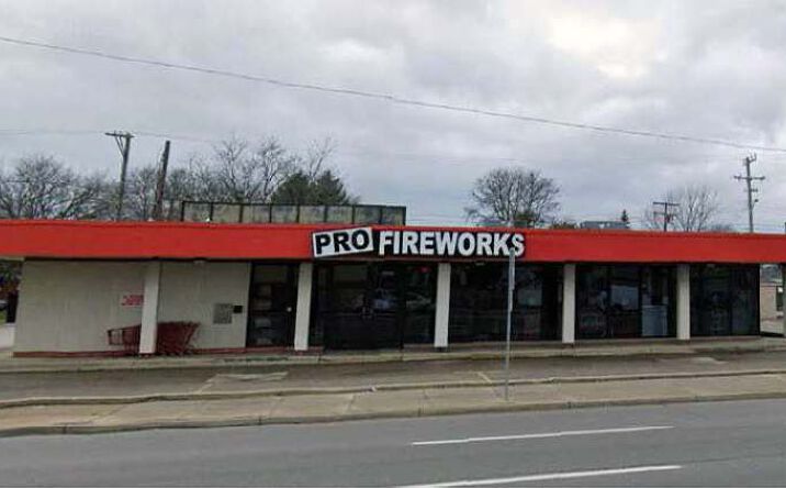 Pictures of Retail property located at 26707 Van Dyke Ave, Center Line, MI 48015 for lease - image #1