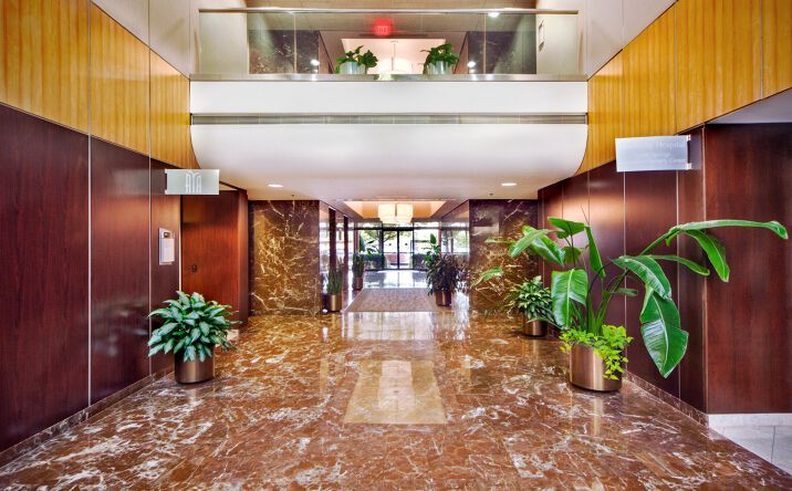 Pictures of Office property located at 975 Johnson Ferry Rd NE, Atlanta, GA 30319 for lease - image #1