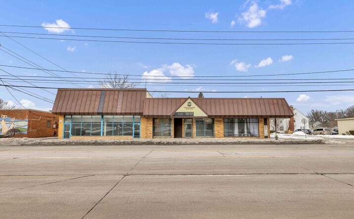 Pictures of Retail, Office, Special Purpose property located at 4141 Mayfield Rd, South Euclid, OH 44121 for lease - image #1