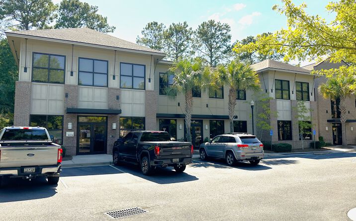 Pictures of Office property located at 496 Bramson Ct, Mount Pleasant, SC 29464 for lease - image #1
