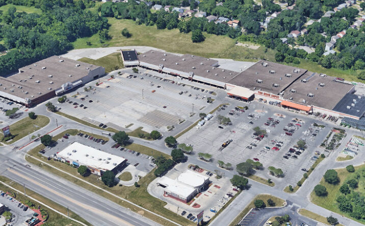 Pictures of Retail property located at 4900 SE 14th St, Des Moines, IA 50320 for lease - image #1