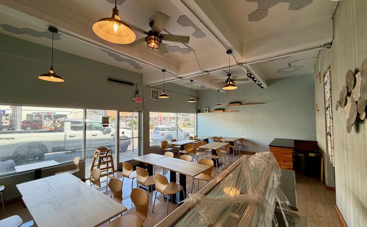 Pictures of Retail, Restaurant property located at 1339 N School St, Honolulu, HI 96817 for lease - image #1