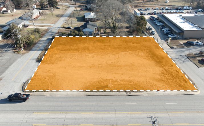 Pictures of Retail, Land property located at 644 NE Main St, Simpsonville, SC 29681 for lease - image #1
