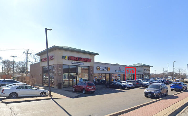 Pictures of Retail property located at 2501-2517 W 95th St, Evergreen Park, IL 60805 for lease - image #1