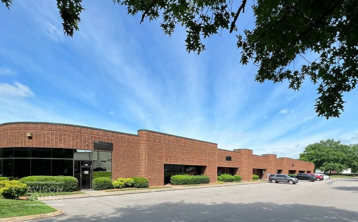 Pictures of Office, Industrial property located at 2525 Perimeter Pl Dr, Nashville, TN 37214 for lease - image #1