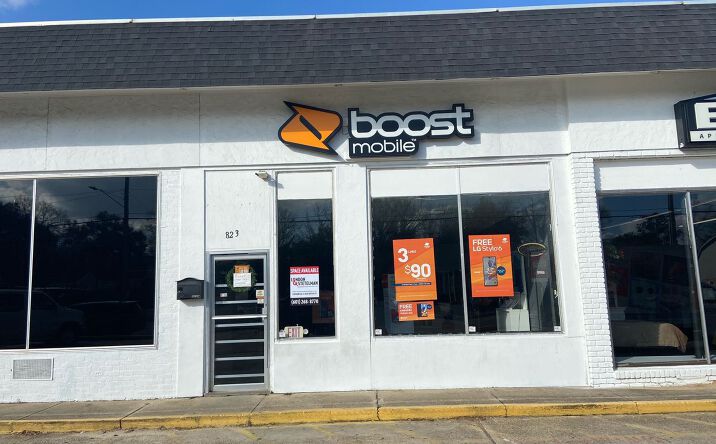 Pictures of Retail property located at 823 Hardy St, Hattiesburg, MS 39401 for lease - image #1