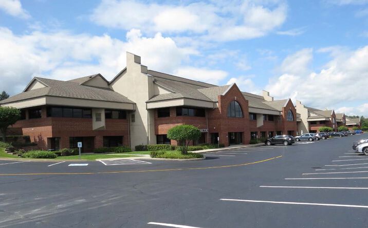 Pictures of Office property located at W177 N9856, W177 N9886, W178 N9912 Rivercrest Dr, Germantown, WI 53022 for lease - image #1