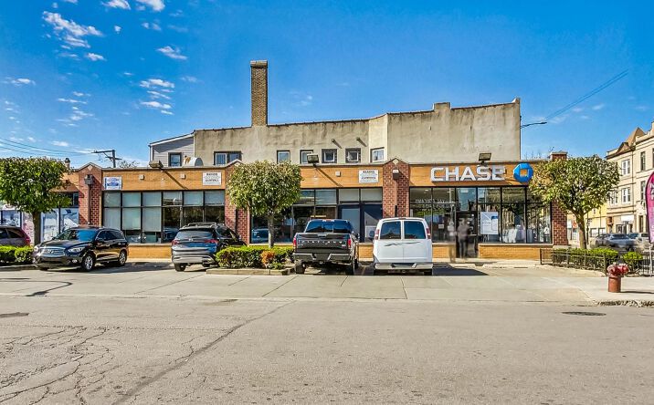 Pictures of Retail property located at 3101 W Cermak Road 1, Chicago, IL 60623 for lease - image #1