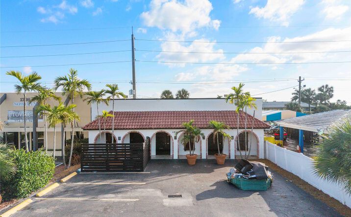 Pictures of Land property located at 1730 E Commercial Boulevard, Fort Lauderdale, FL 33334 for lease - image #1