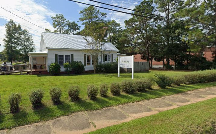 Pictures of Office, Retail property located at 112 16th St, Opelika, AL 36801 for lease - image #1