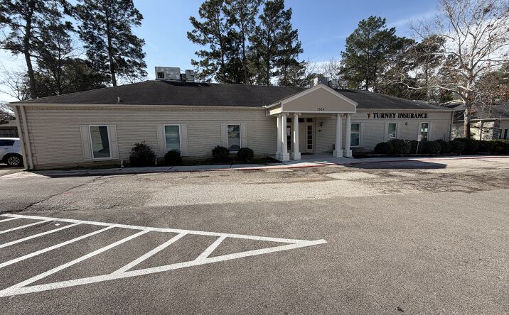 Pictures of Office property located at 3305 W Davis St, Conroe, TX 77304 for lease - image #1
