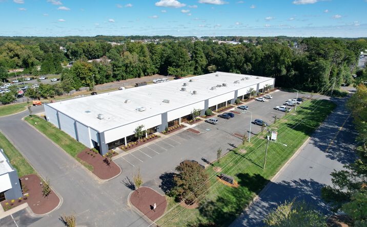 Pictures of Industrial property located at 2020 Starita Rd, Charlotte, NC 28206 for lease - image #1