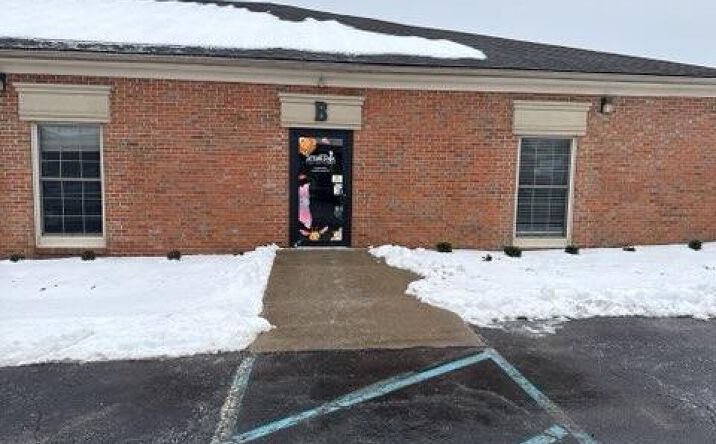 Pictures of Office property located at 2818 Grant Line Rd, New Albany, IN 47150 for lease - image #1