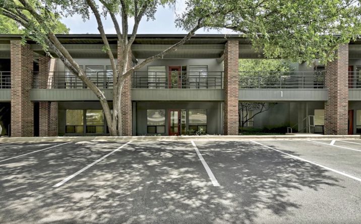 Pictures of Office property located at 3355 Bee Caves Rd, Austin, TX 78746 for lease - image #1