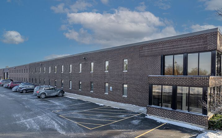 Pictures of Industrial property located at 825 Blackhawk Dr, Westmont, IL 60559 for lease - image #1