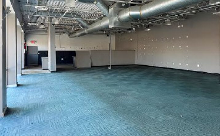 Pictures of Retail property located at 3924 Wilson Blvd, Arlington, VA 22203 for lease - image #1