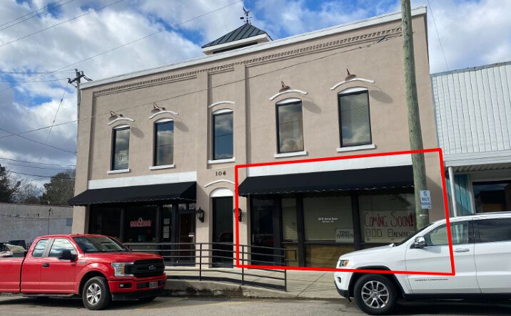 Pictures of Retail, Office property located at 106 W Horton St, Zebulon, NC 27597 for lease - image #1
