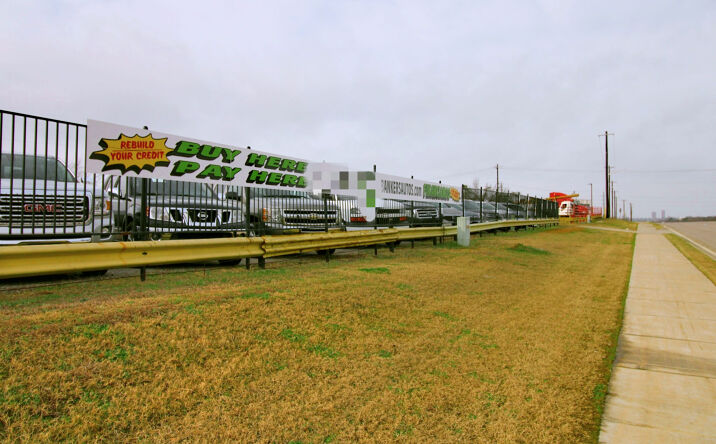 Pictures of Retail, Industrial, Office property located at Denton, TX, Denton, TX 76208 for lease - image #1