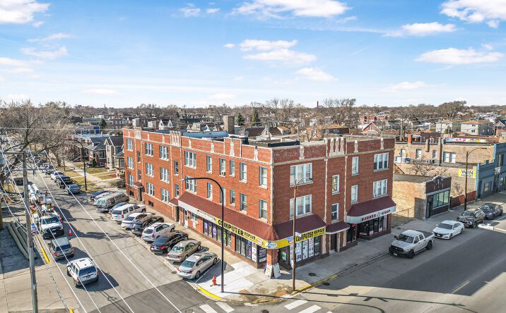 Pictures of Retail, Office property located at 5701 W Roosevelt Rd, Cicero, IL 60804 for lease - image #1